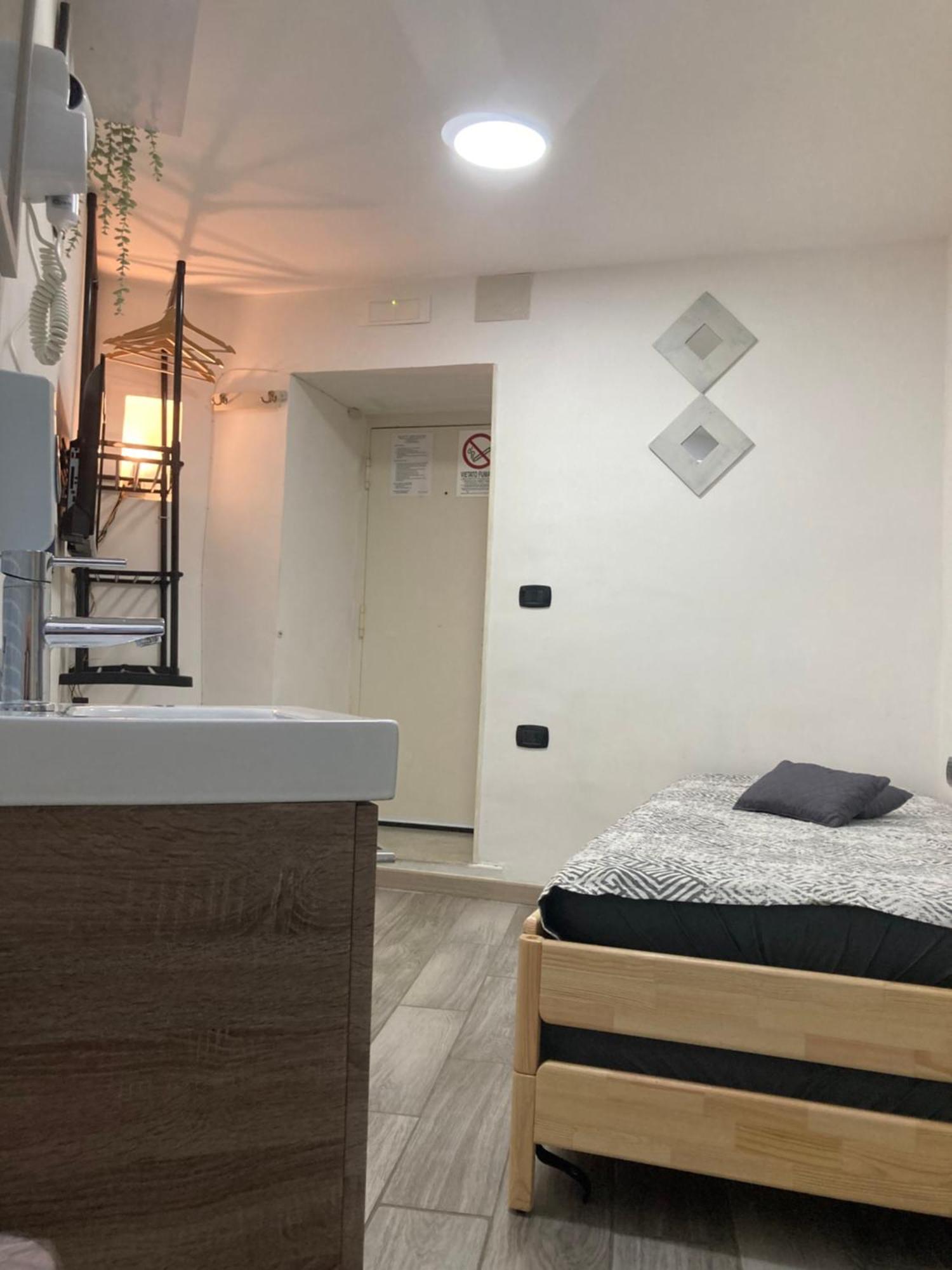 Napoli Central Nest B&B 외부 사진